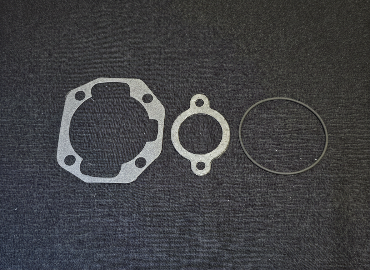 MVL 125cc top-end gasket kit with cylinder base gasket, exhaust gasket and O-ring