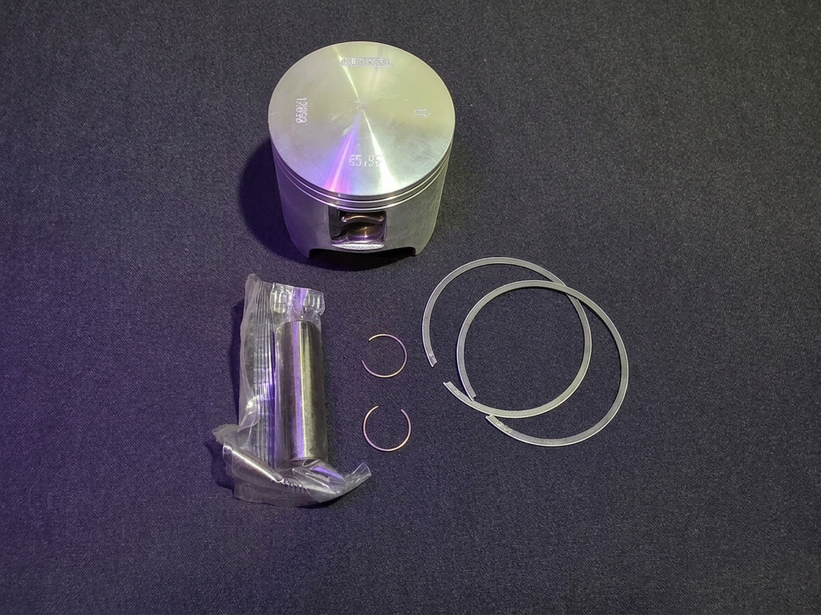 Airsal piston kit for HE Paramotors RS 185 and MV1 engines with piston, rings, wrist pin and circlips