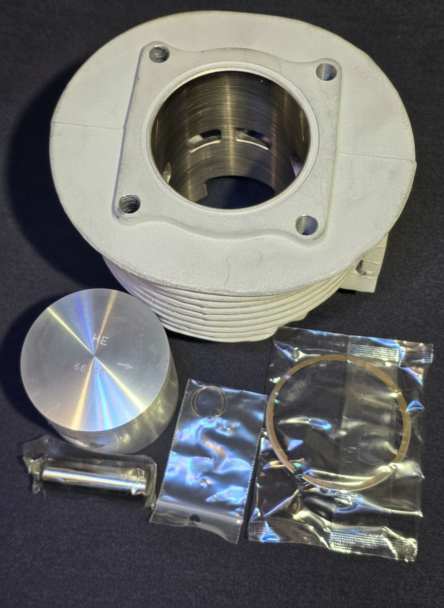 RS 206 and MV2 top end kit with cylinder, HE-marked piston, ring, wrist pin and gaskets